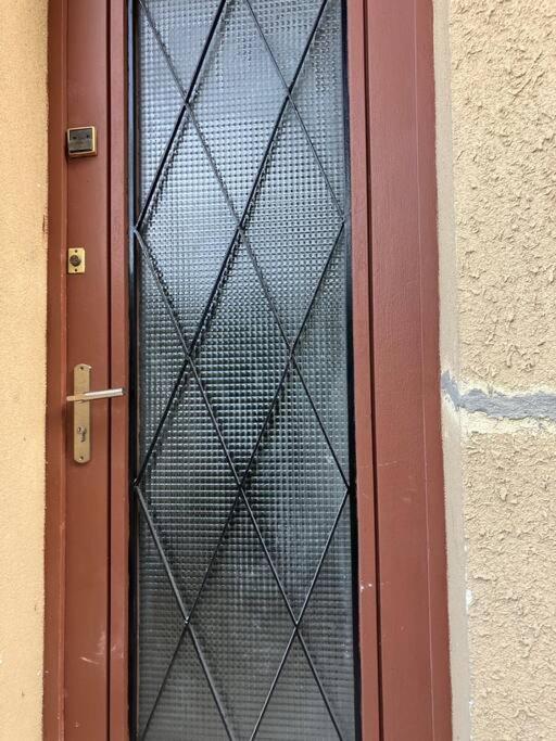Appartement T4 Terrasse Et Vue Istres Exteriör bild